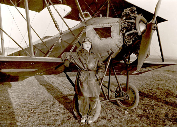 Даница прва жена пилот са наших простора